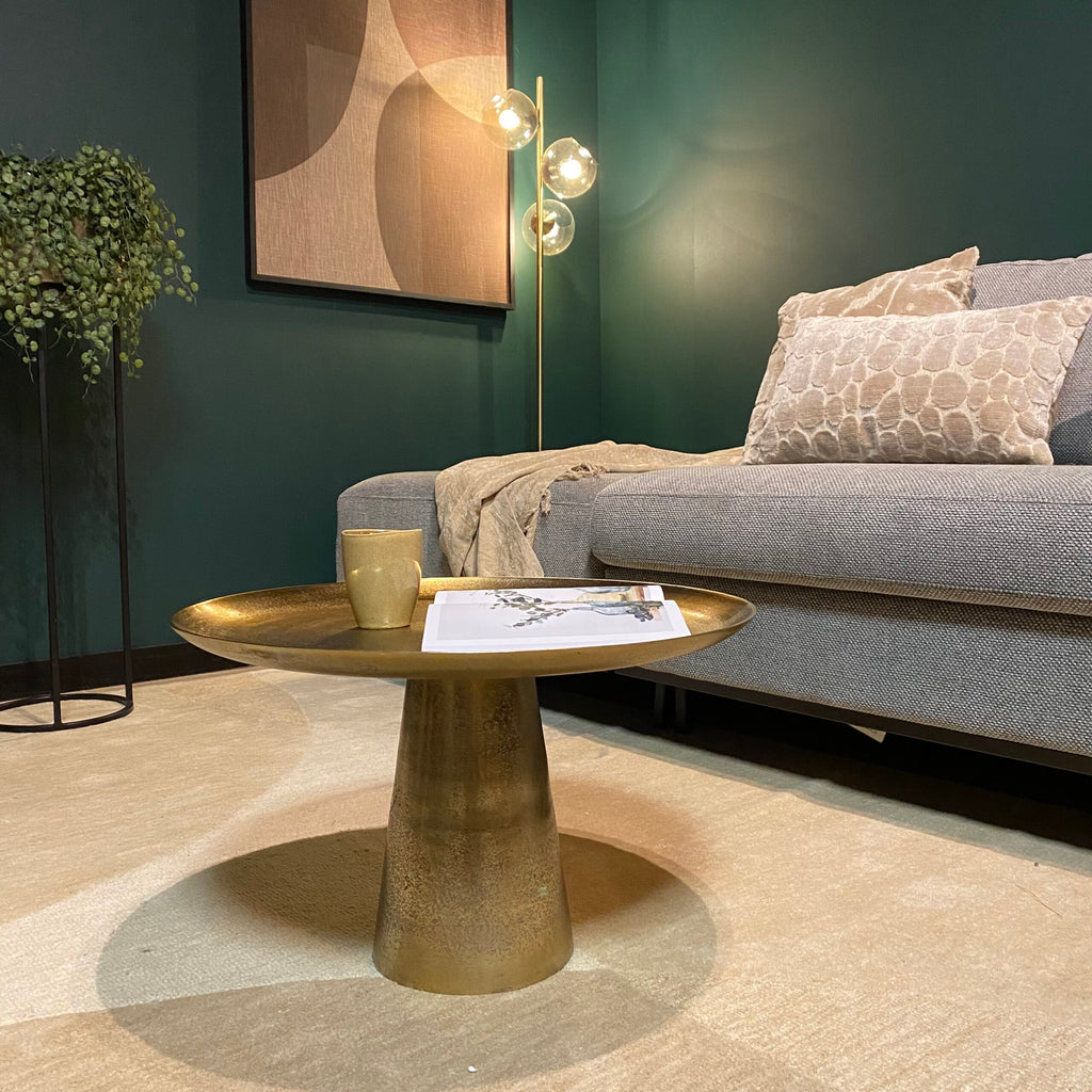 Couchtisch Daisy – runder Aluminiumtisch mit Antik-Gold Finish, 58×58×36 cm, eleganter Wohnzimmertisch