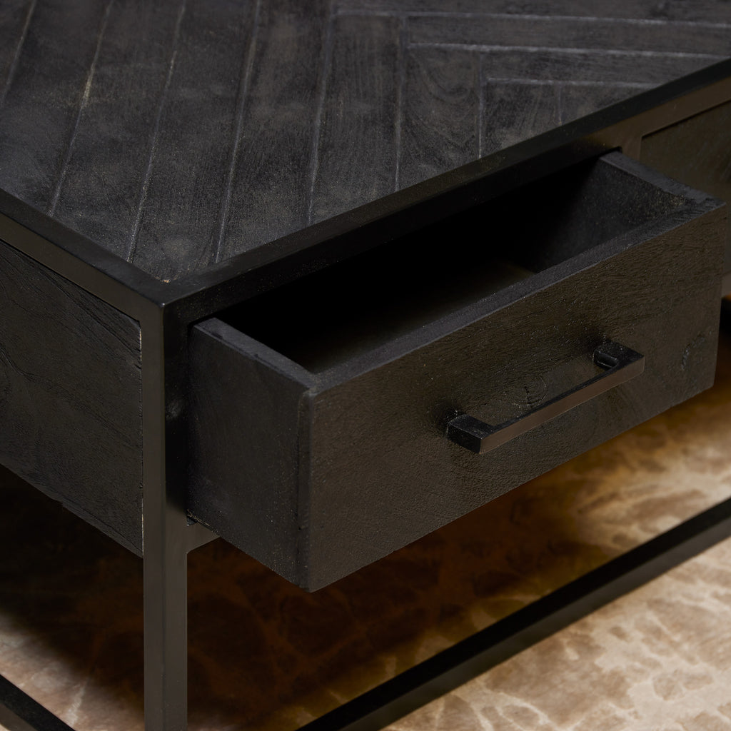 Couchtisch Sydney Schwarz 80x80x40 cm – Quadratischer Mangoholztisch mit Fischgrätmuster & 4 Schubladen