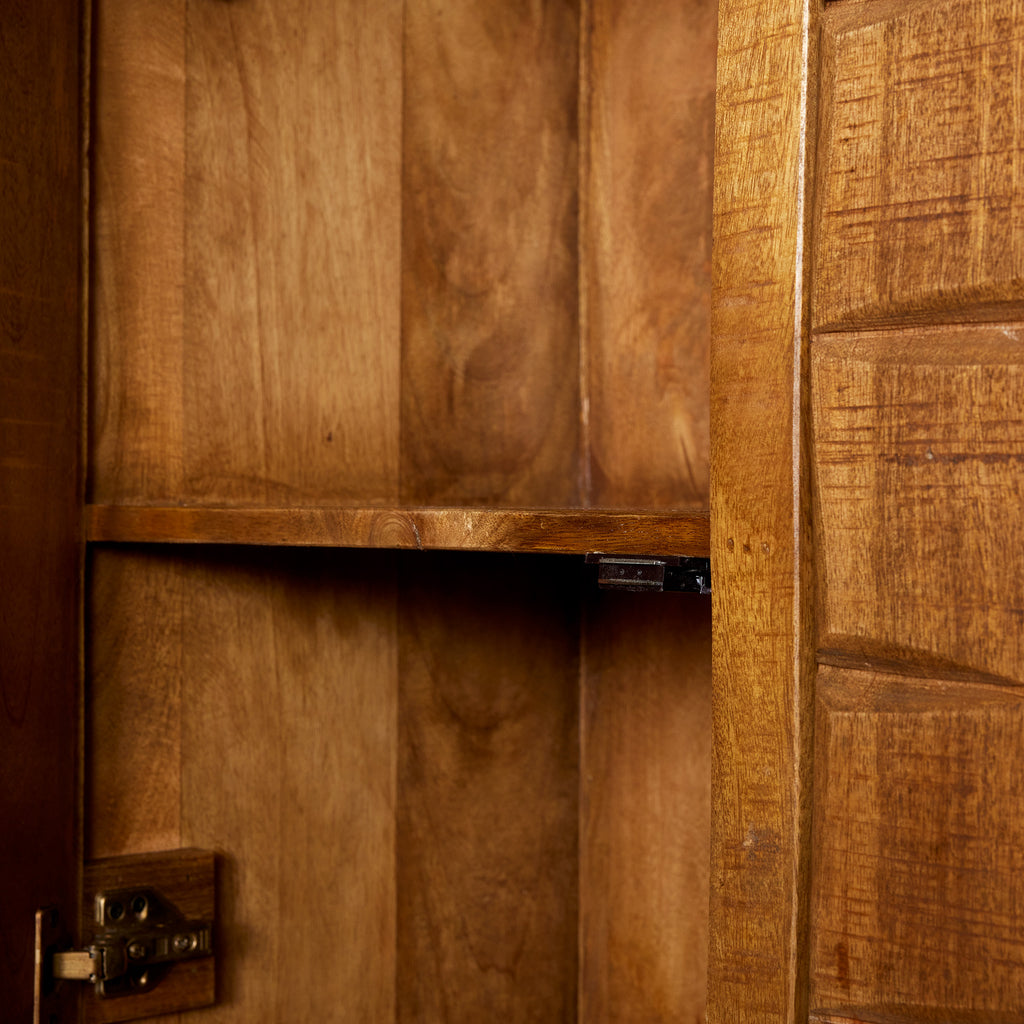 Schrank Jacky Natur – Mangoholz & Metallbeine, 100 x 40 x 180 cm, 2 Türen, 4 Schubladen, einzigartiges Design