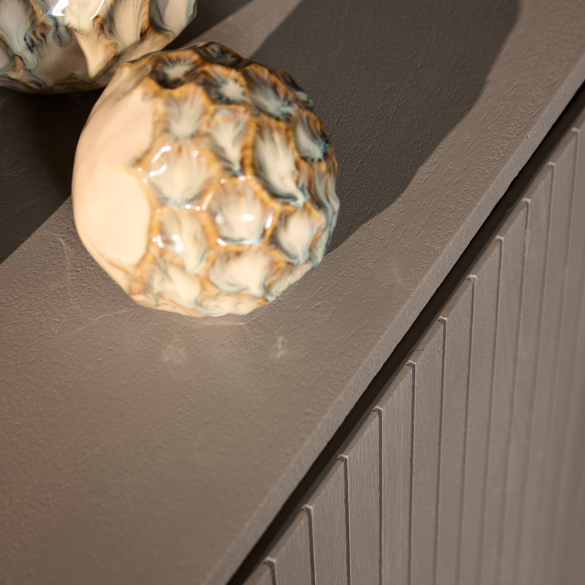 Sideboard Sole – Modernes Dressoir mit vertikalen Lamellen & 4 Türen, 210 x 45 x 90 cm