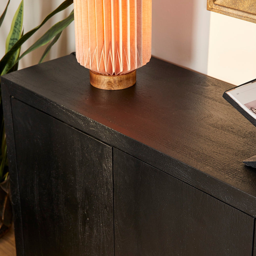 Sideboard Bali Schwarz – Mangoholz mit 4 Türen & Push-to-Open, 200 x 45 x 80 cm