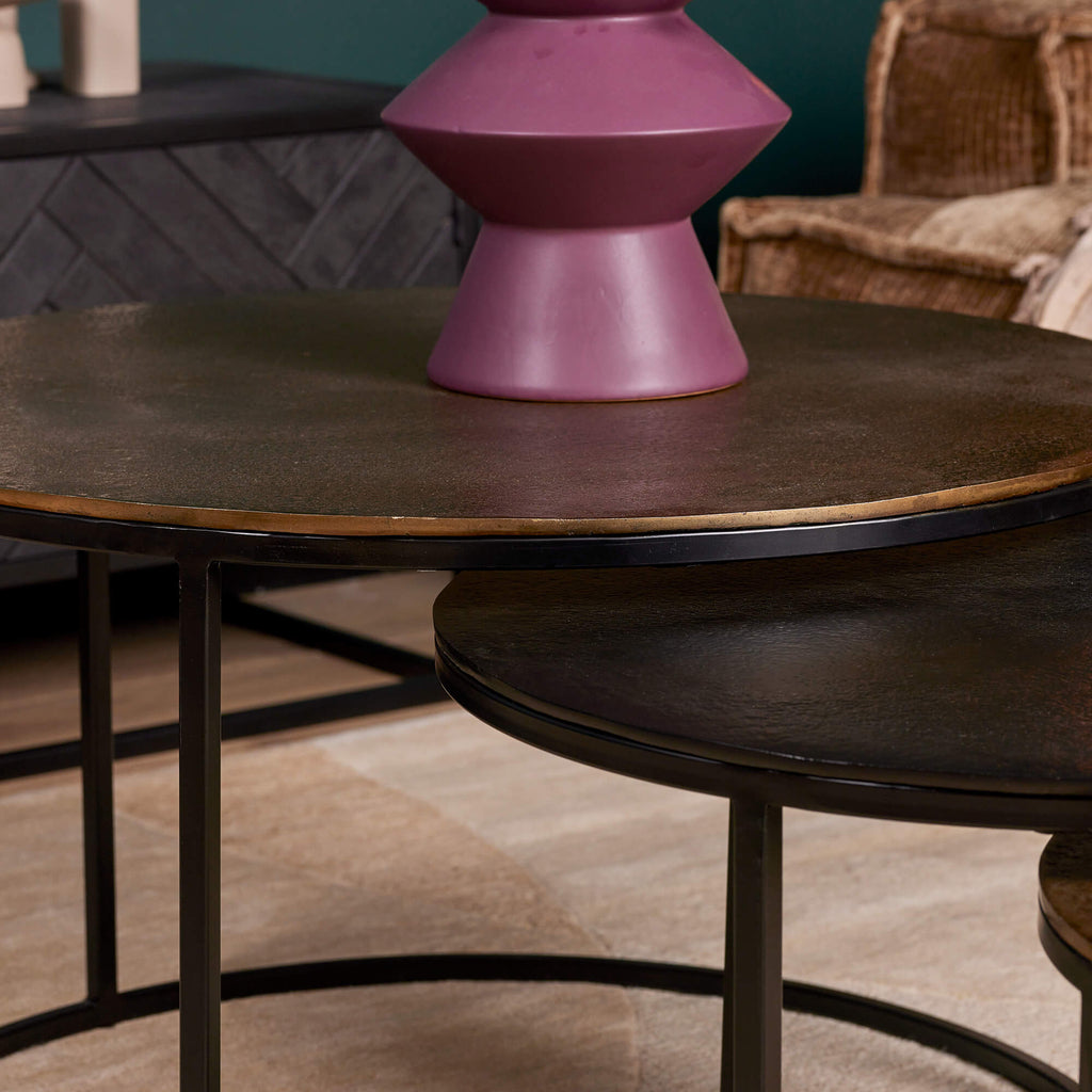 Couchtisch 3er Set Xaro – Aluminium Gold & Schwarz mit Eisen-Gestell, Maße 75x75x45 cm / 60x60x45 cm / 50x50x35 cm