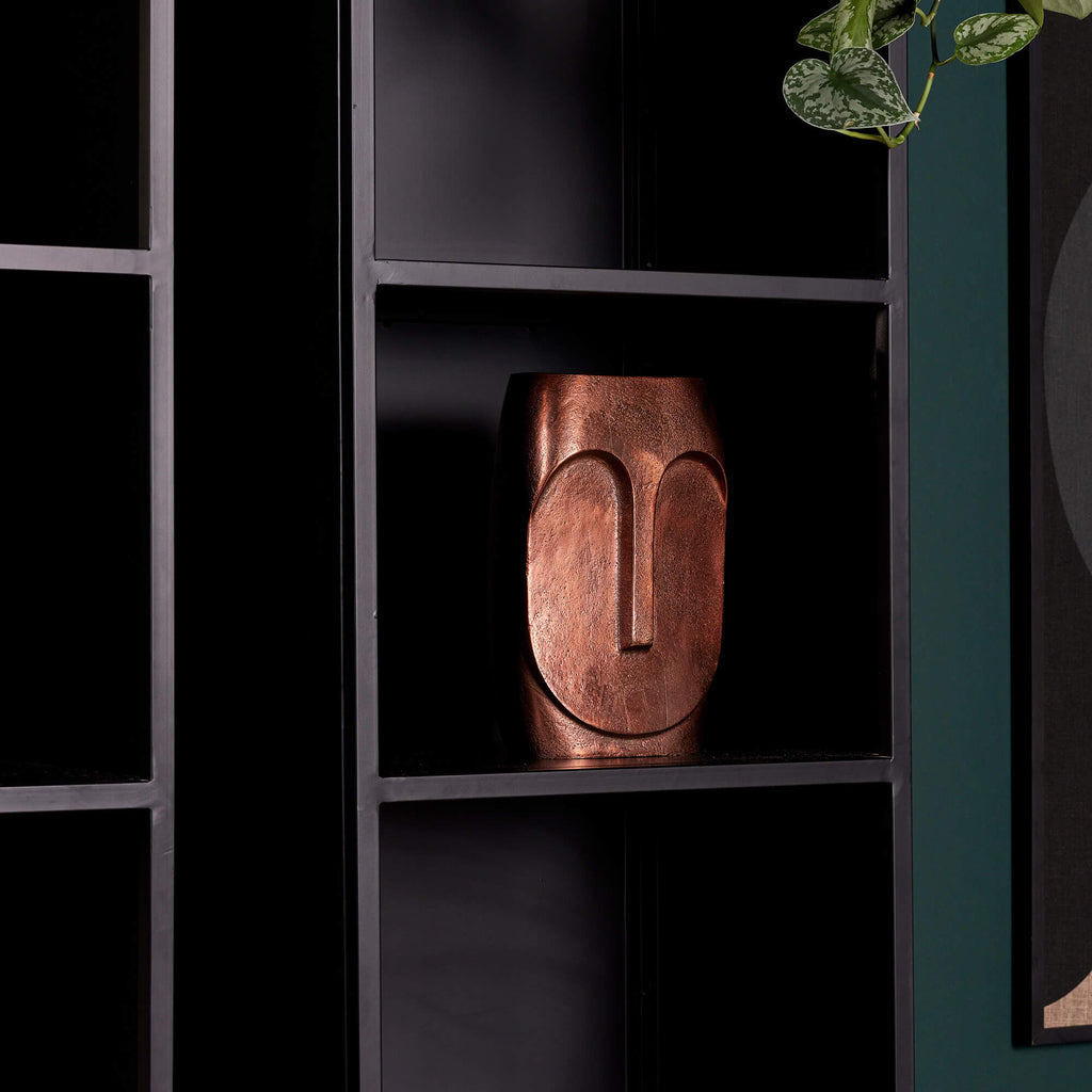 Bücherregal Orlen Mangoholz & Metall 50x40x200 cm – Industrial Regal mit Tür & offenen Fächern