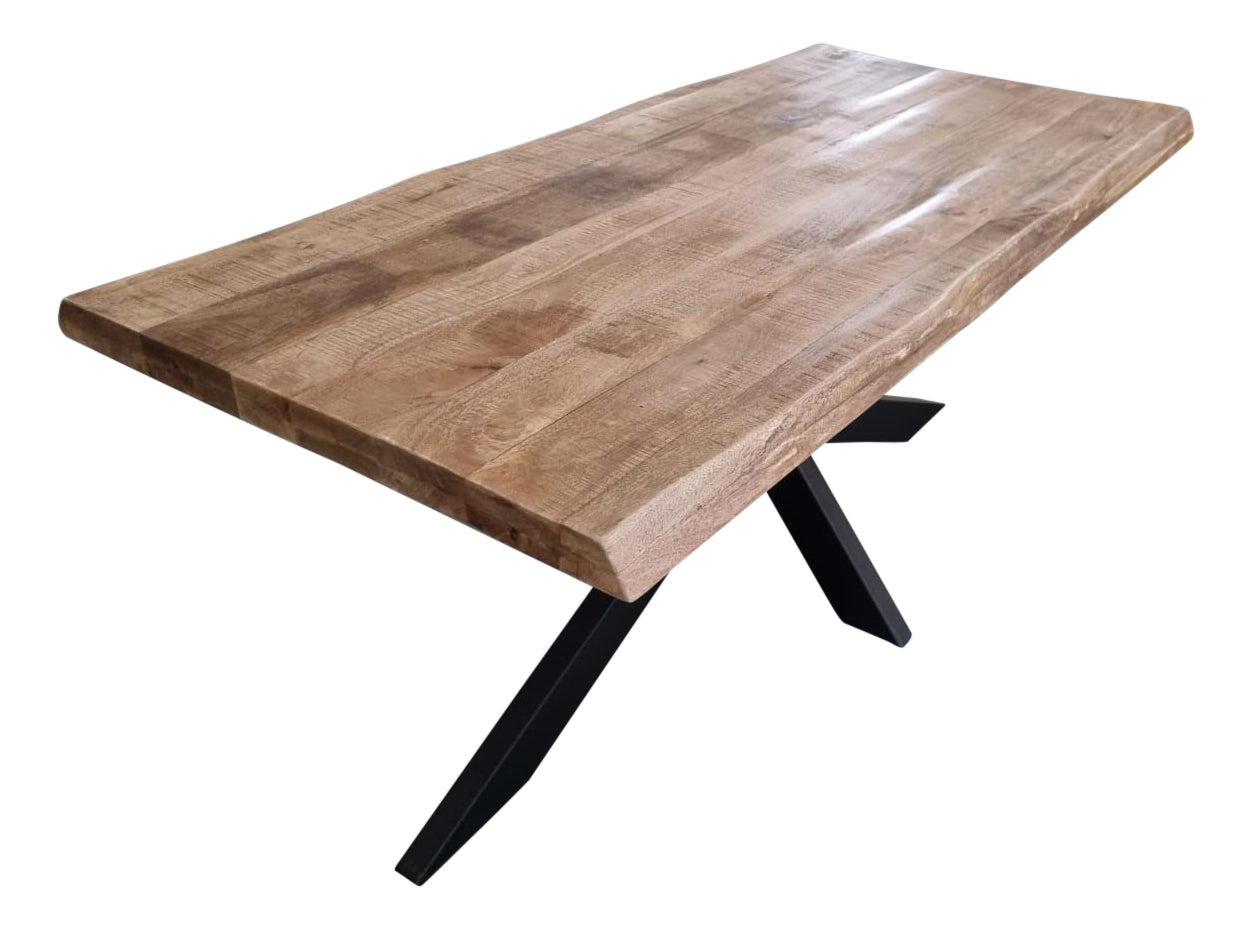 Esstisch Baltimore Natur – Baumstammtisch aus Mangoholz & Metall mit Matrixgestell, 220 x 100 x 76 cm, 6 cm Platte | Unikat mit Baumkante