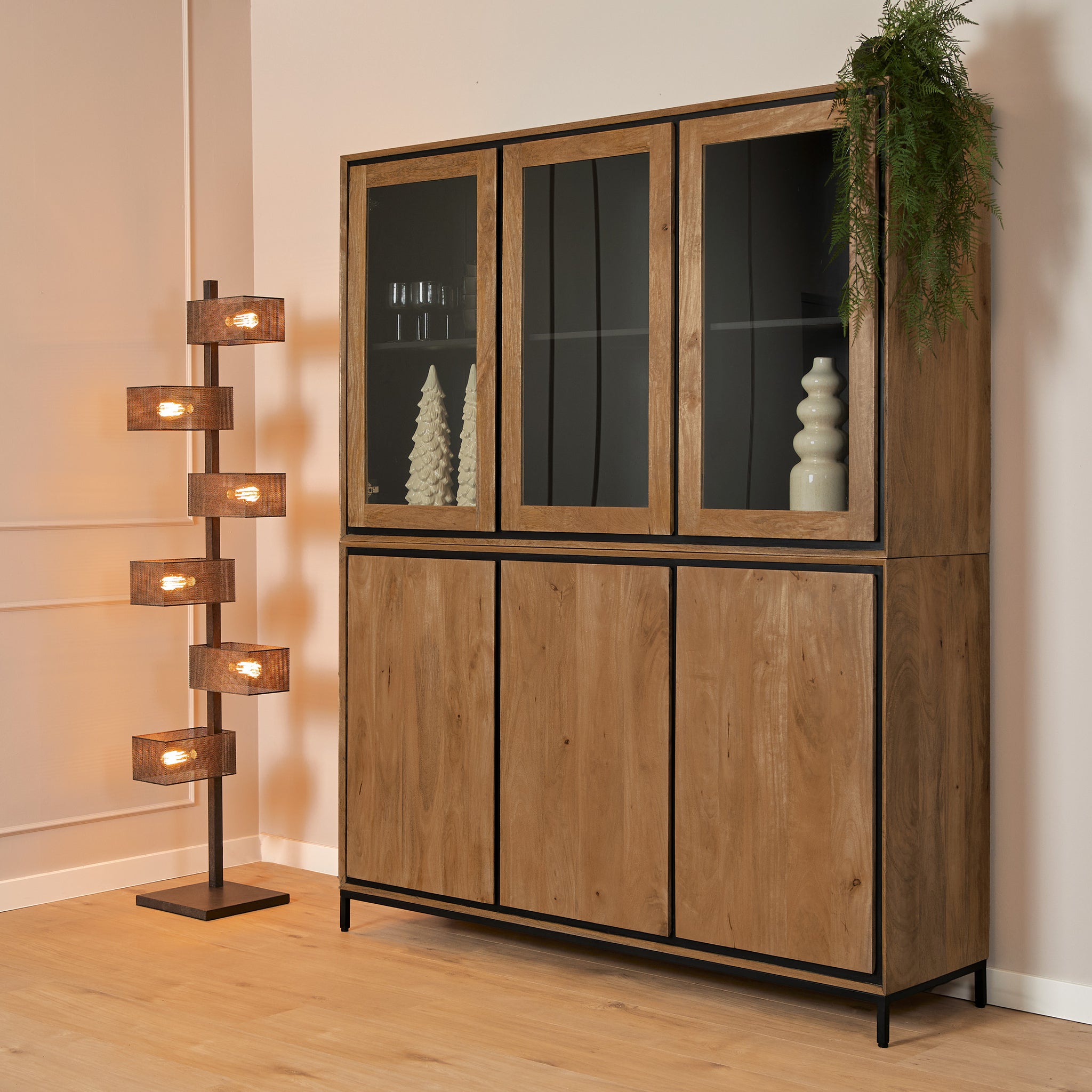 Vitrine Rois – Schrank aus Mangoholz & Metall mit 6 Türen, 160 x 45 x 200 cm