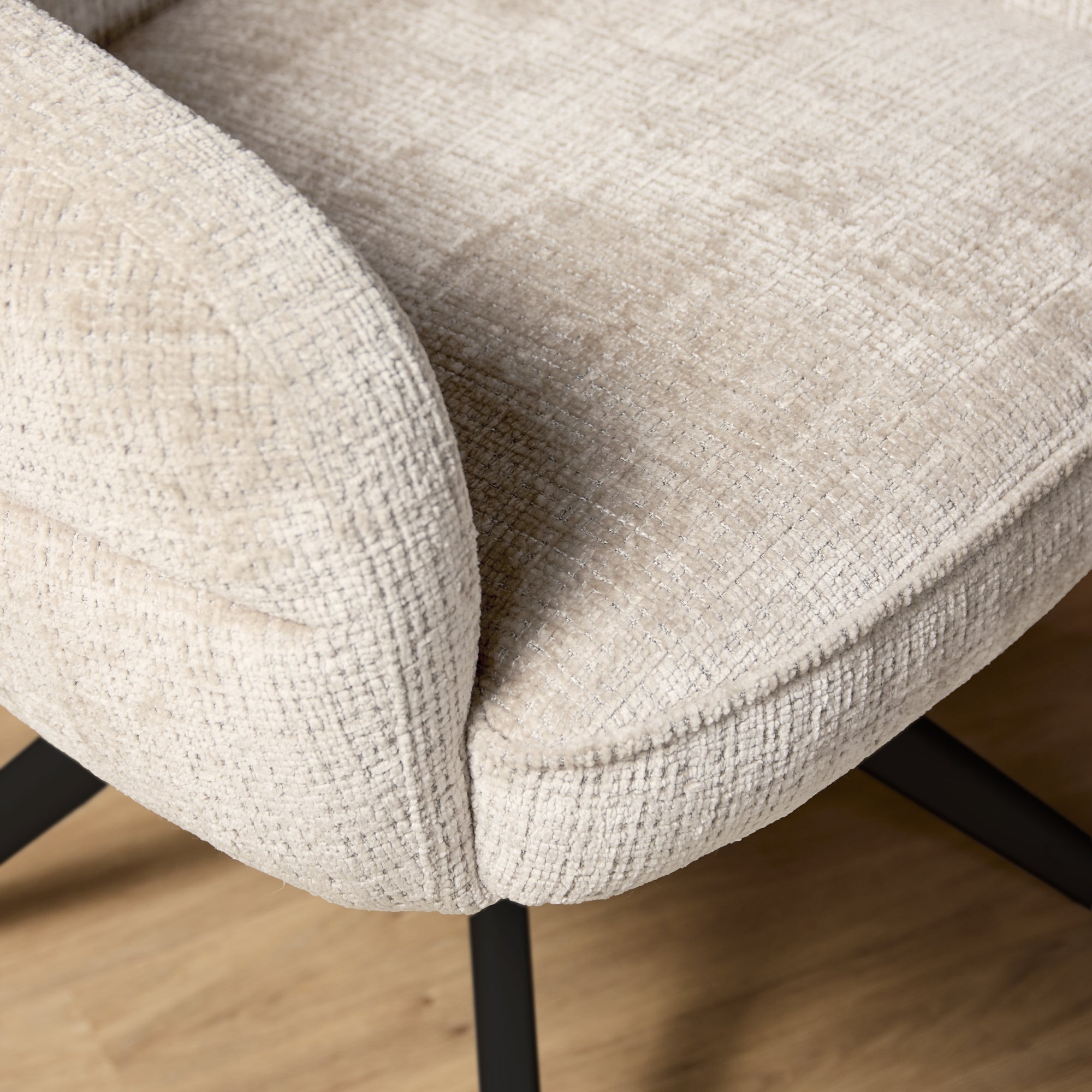 Esszimmerstuhl Bella (2er-Set) | Off-White | Fuß Schwarz |  Mit Armlehne